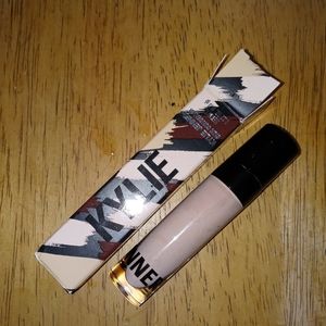 Kylie Concealer New!